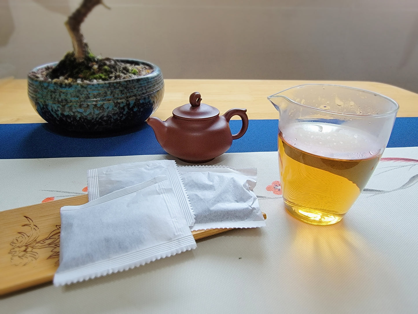 oolong tea, black tea, pu-erh tea, ancient tree tea, montpellier tea, organic tea, healthy tea, online tea shop, luxurious tea, Ancient Tea Tree Products, Tea Shop Online, Loose Leaf Tea Shop, Health Benefits Tea, Organic Tea Shop, Herbal Tea Shop, Hong Kong Tea Shop, UK Tea Shop, Premium Tea Shop, Specialty Tea Shop, 烏龍,青茶,茶葉品味, 古樹茶, 香港茶店, 有機茶, 優質茶葉, 茶葉禮品, 高級茶, 精品茶葉, 茶具, 茶禮盒, 普洱茶, 紅茶, 白茶, 黑茶, 茶藝, 評茶, 品茗班, 泡茶技巧, 茶藝課程