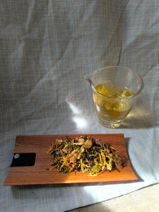 Premium Golden Thread Lotus Tea (Caffeine-Free)